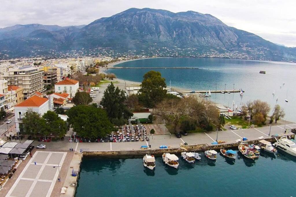 Ferienwohnung Stylish River Flat, Near The Center And The Beach Kalamata Exterior foto